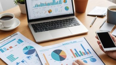Crafting a Monthly Budget: Tools and Techniques for Financial Success